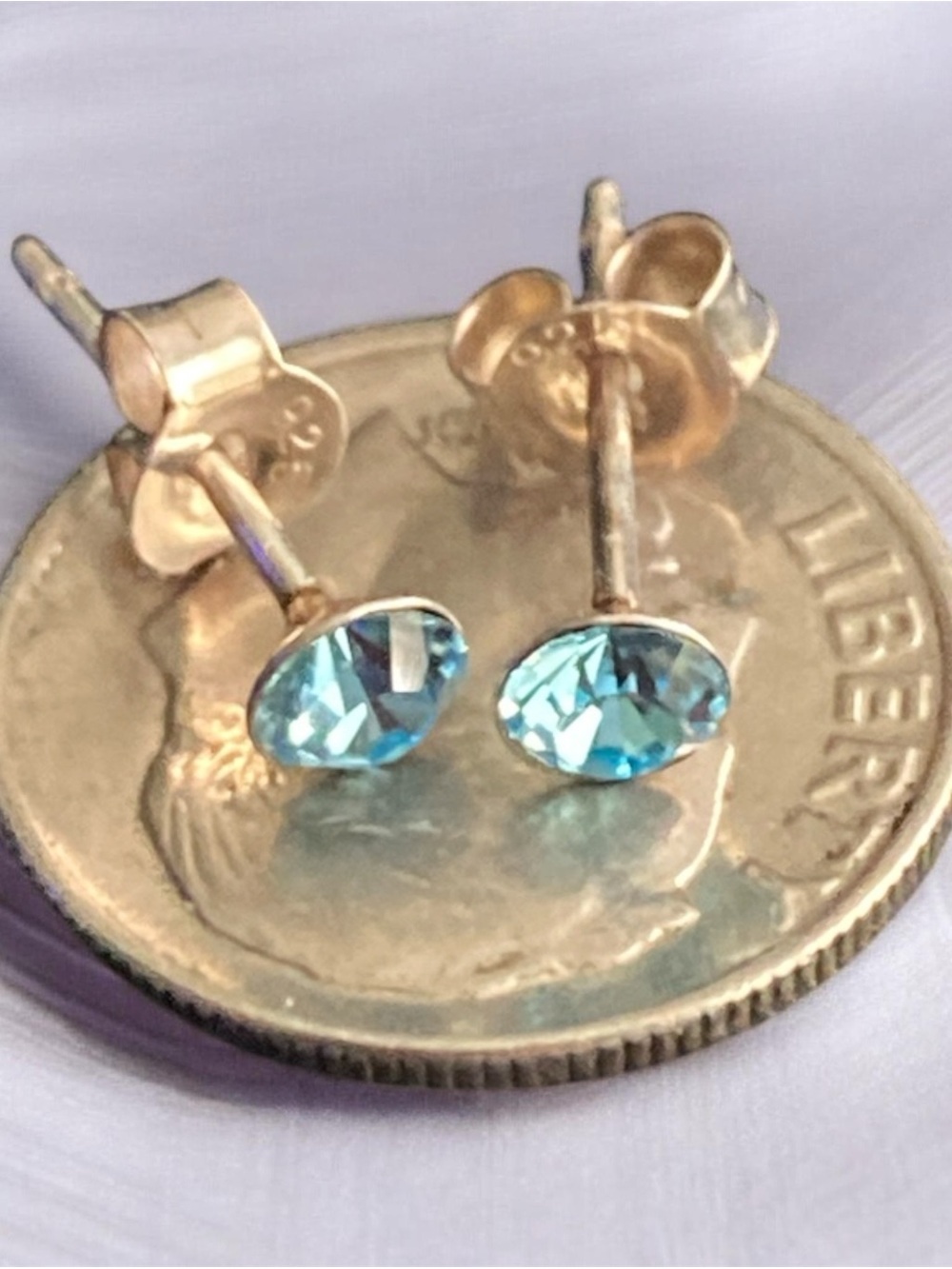 Sea Glass Blue Crystal Stud Earrings - Women Jewelry - Picture 4 of 5